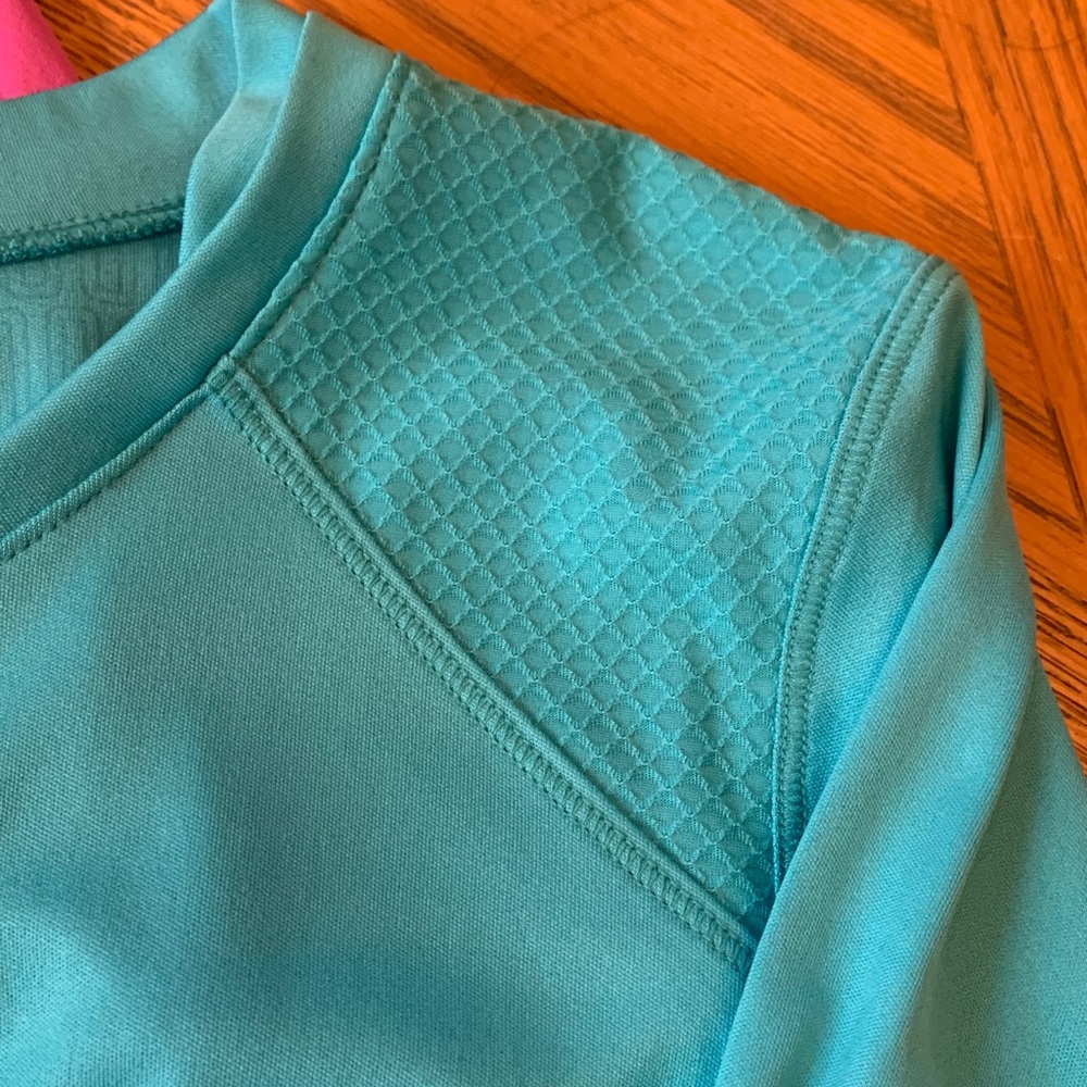 Columbia Set of 3 Active Tops - Picture 2 of 4